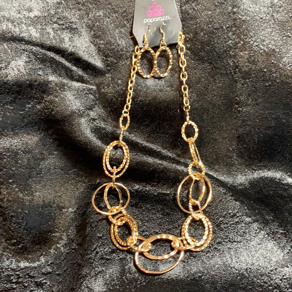 Golden Ovals Necklace Earring set